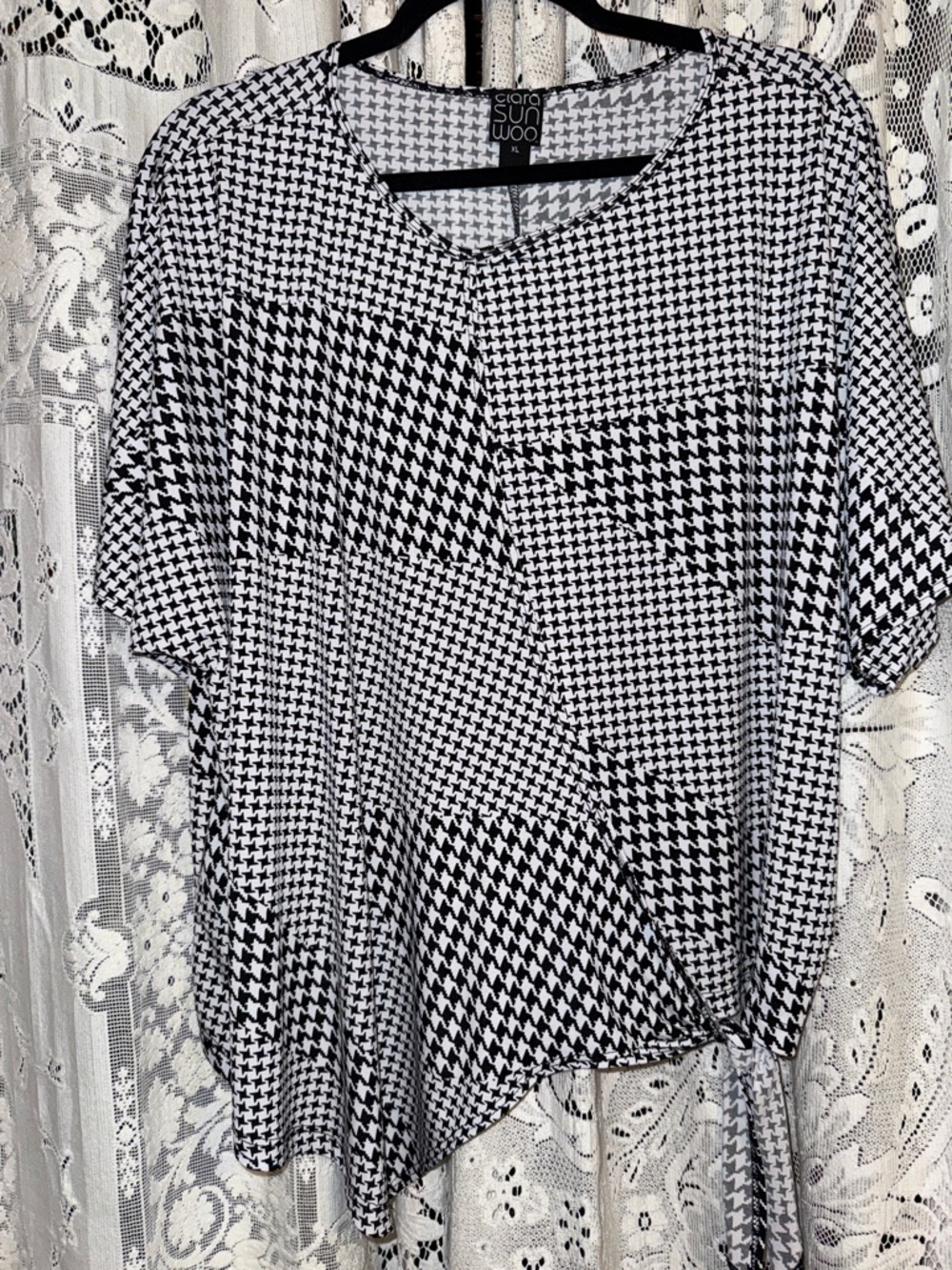 Clara Sun Woo Black and White Houndstooth Short Sleeve Tunic